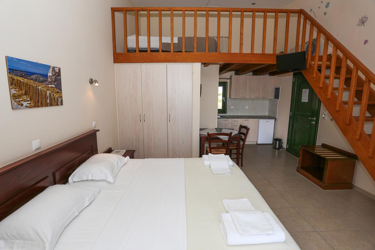 Aparthotel Irides Souvala Exteriér fotografie