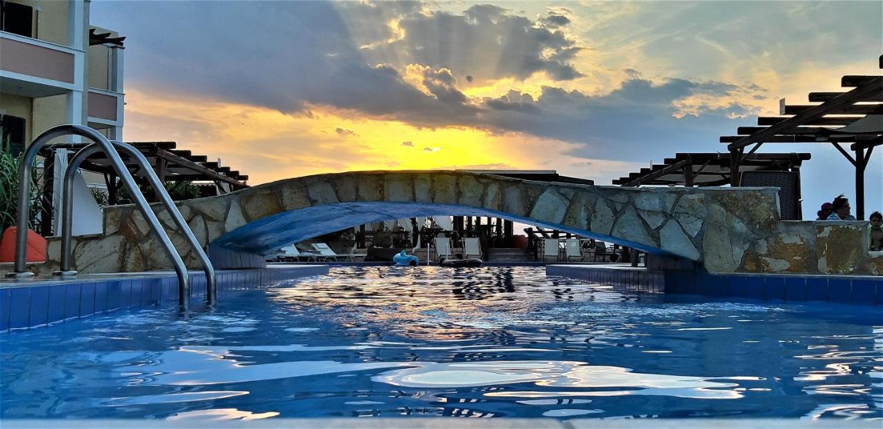 Aparthotel Irides Souvala Exteriér fotografie